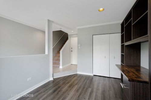 1830 Winchester Ave, Chicago IL  60622-1023 exterior