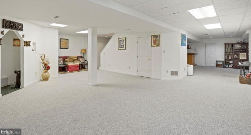 128 Mill Brook Ln, Media PA 19063-6320 exterior