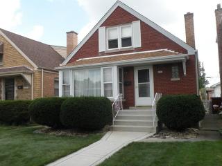 7247 Christiana Ave, Chicago IL  60651-4145 exterior