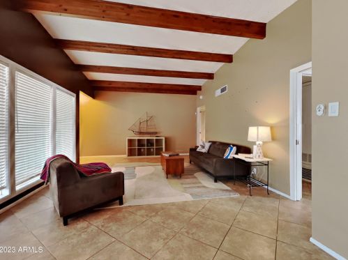 17417 20 Dr, Phoenix AZ 85023-2356 exterior