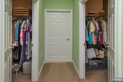 1106 Gatherings Dr, Paterson NJ 07508-1378 exterior