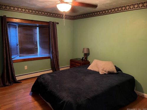 5 Ferland Dr, Killingly CT 06241-2001 exterior