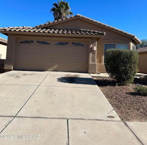 8902 Majestic Mountain Dr, Tucson AZ  85742-4502 exterior