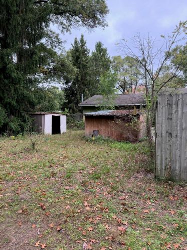 3421 Macarthur Rd, Meskegon MI 49442-1654 exterior