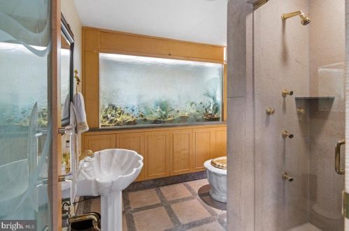 240 Library Pl, Princeton NJ 08540-3019 exterior