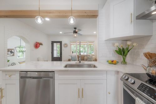 7202 15th St, Tampa FL  33610-1210 exterior