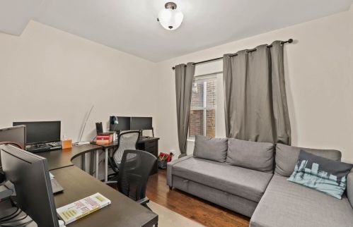 1740 Nagle Ave, Chicago IL 60706-4805 exterior