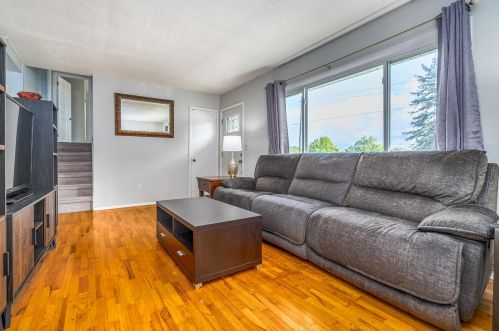 6724 Amberly St, Kalamazoo MI 49024-3107 exterior