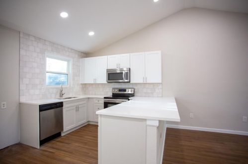 1903 El Capitan Dr, Dallas TX  75228-1621 exterior