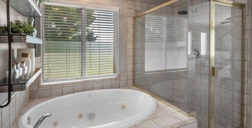 1413 Haddington Dr, Folsom CA 95630-5311 exterior