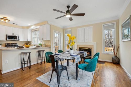 7433 Dunnington Pl, Alexandria VA  22315-5248 exterior