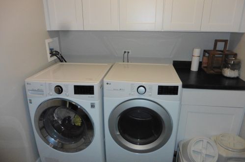 866 Crabapple Dr, Bull Valley IL exterior