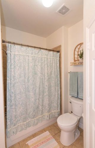 12504 Emerald Oaks Dr, Austin TX 78748 exterior