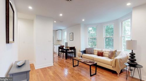 1900 19 St, Philadelphia PA 19145-1440 exterior