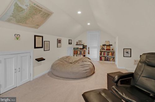 215 Marne Ave, Tavistock NJ 08033-1444 exterior