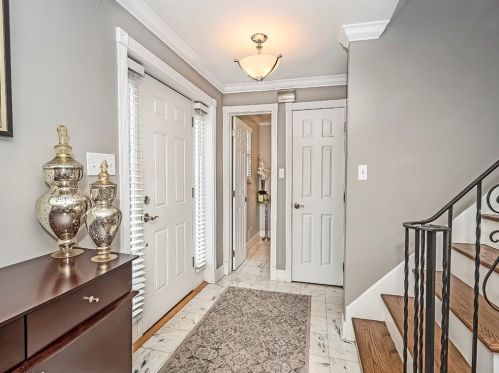 1136 Brintell St, Pittsburgh, PA 15201-1640