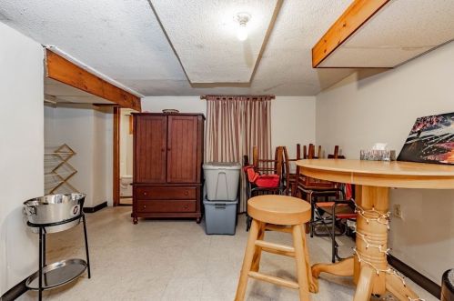 169 Westminster St, Springfield MA 01109-3923 exterior