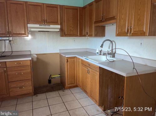 1311 9 St, Chester PA 19013-2403 exterior