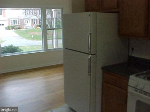 16823 Bethayres Rd, Rockville MD  20855-2025 exterior