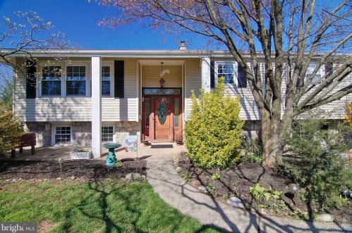 1239 Center Ave, Pottstown, PA 19464-5805