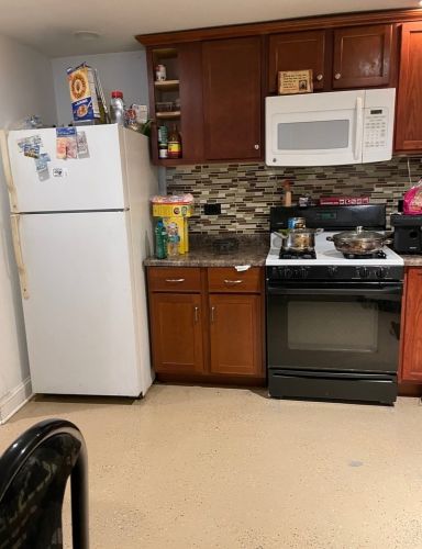 2947 Lawndale Ave, Chicago IL 60655-3313 exterior