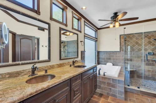 14280 12 Pl, Phoenix AZ 85014-5105 exterior