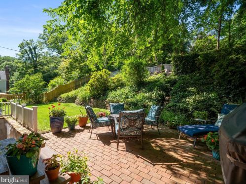 301 Glendale Ave, Alexandria VA 22301-2407 exterior