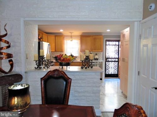 2449 Camac St, Philadelphia PA 19148-4311 exterior