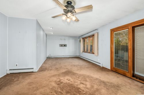 57 Arcadia Dr, Huntington Station NY 11746-6935 exterior