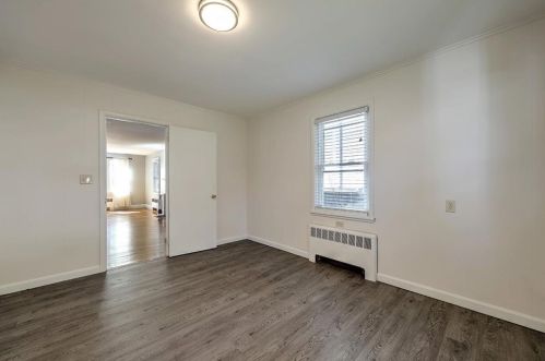 136 9th St, Providence RI 02906-2931 exterior