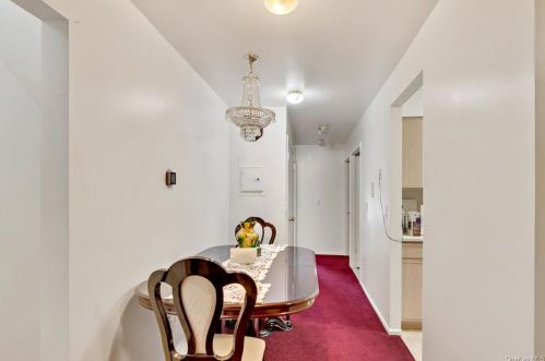 588 165th St, Bronx NY 10459-3273 exterior