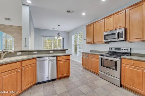 108 Pinecrest Cir, Bluffton SC 29910-7872 exterior