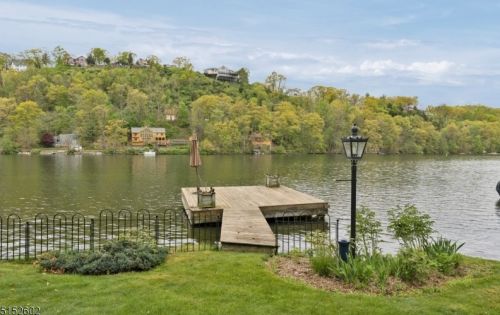 16 Is Trl, Sparta NJ 07871 exterior