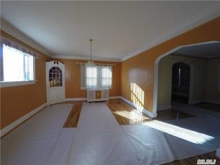 14720 32nd Ave, Flushing NY  11354-3222 exterior