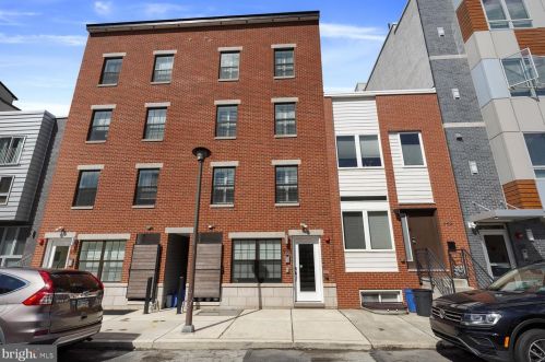 938 Marshall St, Philadelphia PA 19123-1307 exterior