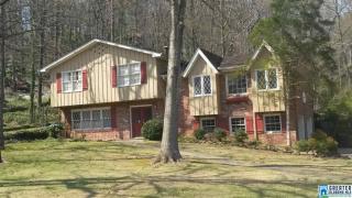 2531 Altadena Frst Cir, Birmingham AL  35243-4618 exterior