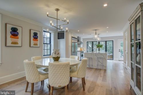 2440 Huidekoper Pl, Washington DC  20007-1826 exterior