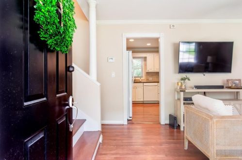 1998 Commodore Ln, Atlanta GA  30341-1558 exterior