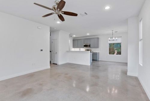 1920 Bunche Rd, Austin TX  78721 exterior