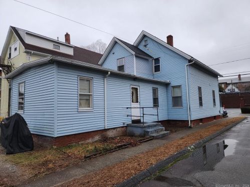 103 School St, Killingly, CT 06239-3022