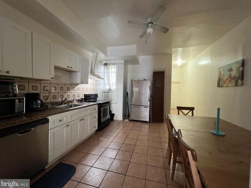 4118 Girard Ave, Philadelphia PA 19125-3305 exterior