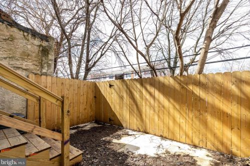 1320 31 St, Philadelphia PA 19146-3401 exterior