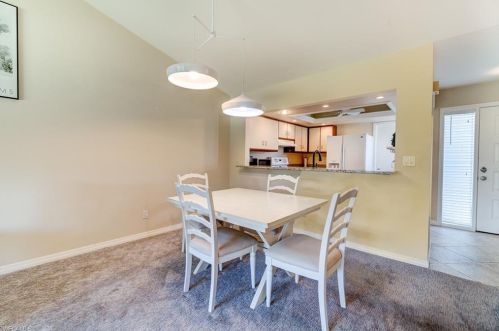 110 Quail Forest Blvd, Naples FL 34105-2354 exterior