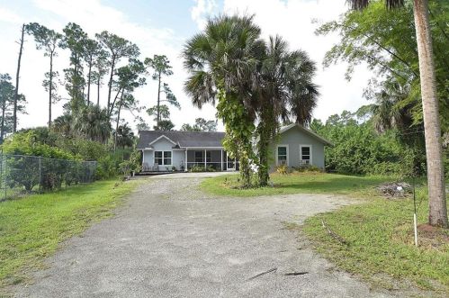 660 20th Ave, Naples, FL 34120-6333