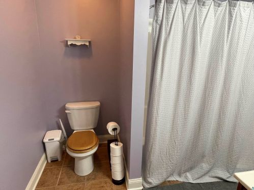 324 63 Ave, Duluth MN 55807-1931 exterior