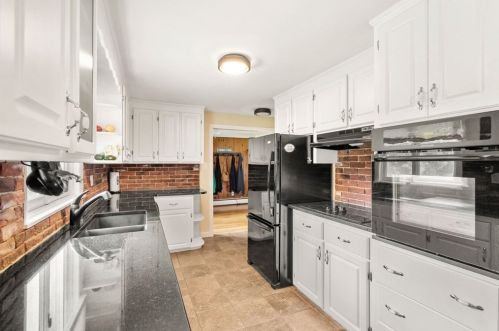 51 Tyler St, Methuen, MA 01844-1954