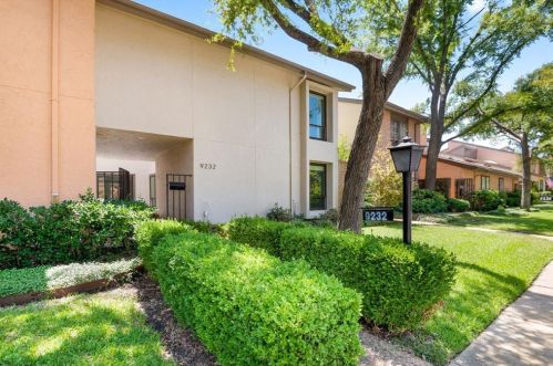 9232 Chimney Corner Ln, Dallas, TX 75243-2022