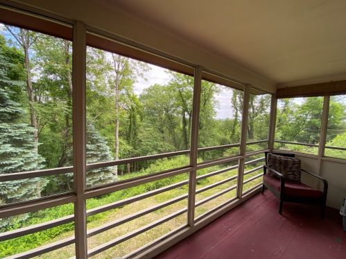 127 Marshall Ave, Pittsburgh PA 15214-2851 exterior