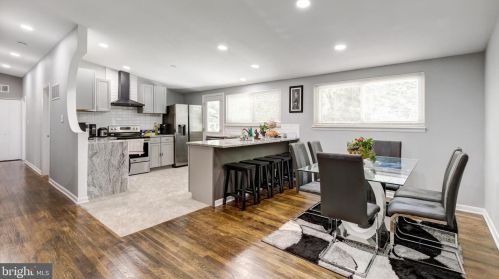 11404 Fairoak Dr, Silver Spring MD  20902-3137 exterior