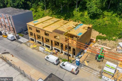 242 Fountain St, Philadelphia PA 19128-4508 exterior